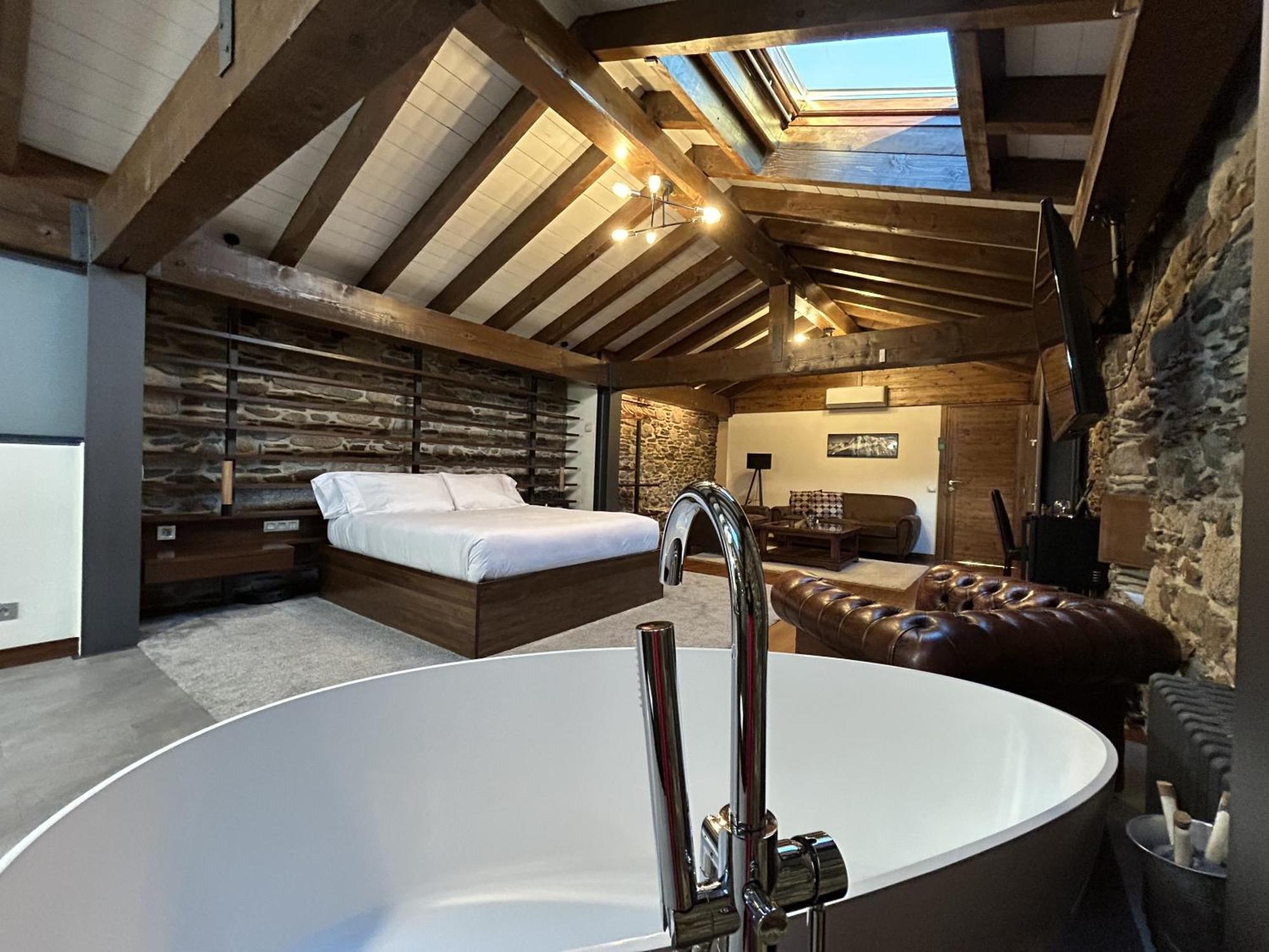 Bed and Breakfast Mas Farner - Adults Only Льивия Номер фото