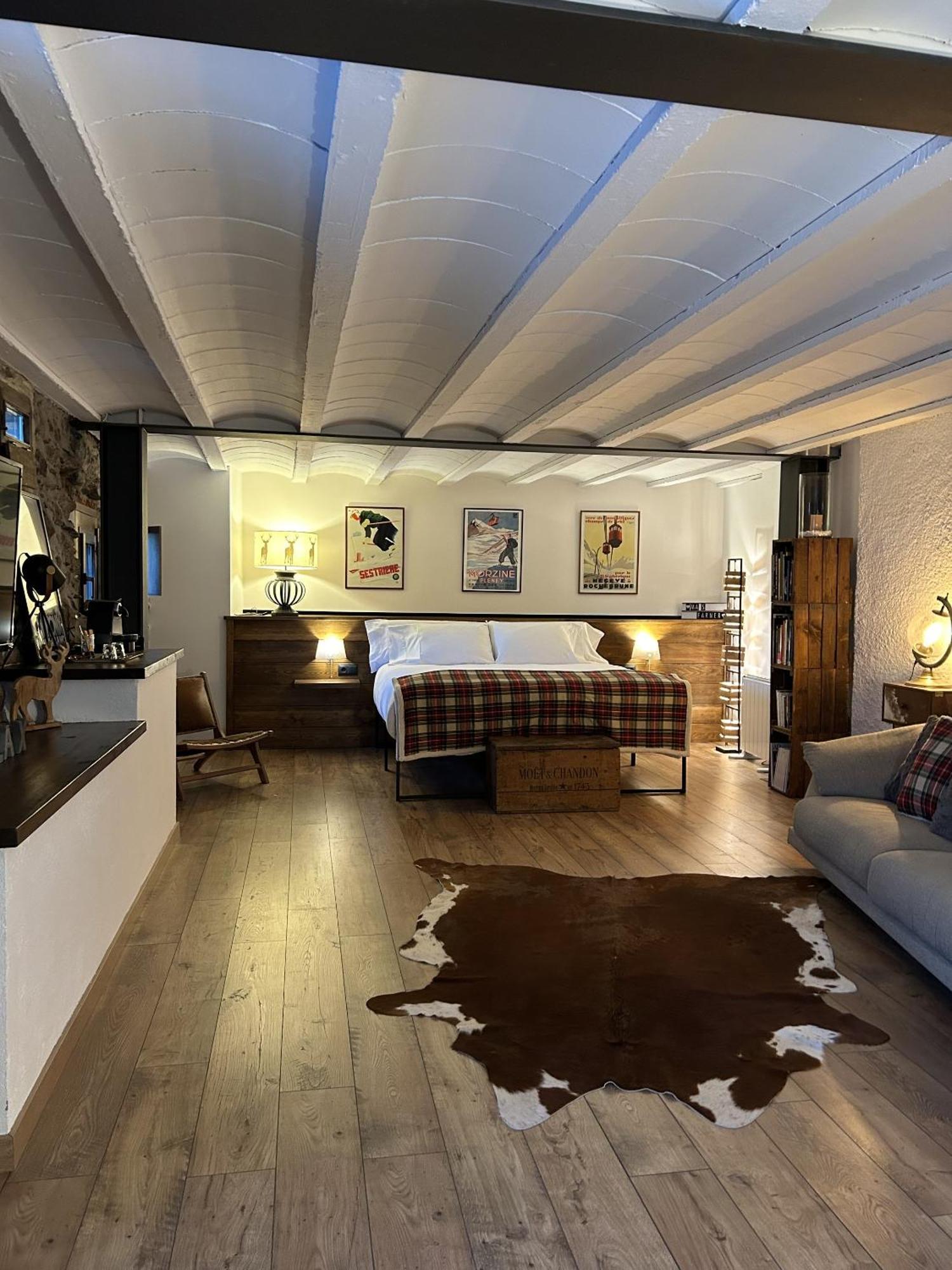 Bed and Breakfast Mas Farner - Adults Only Льивия Номер фото