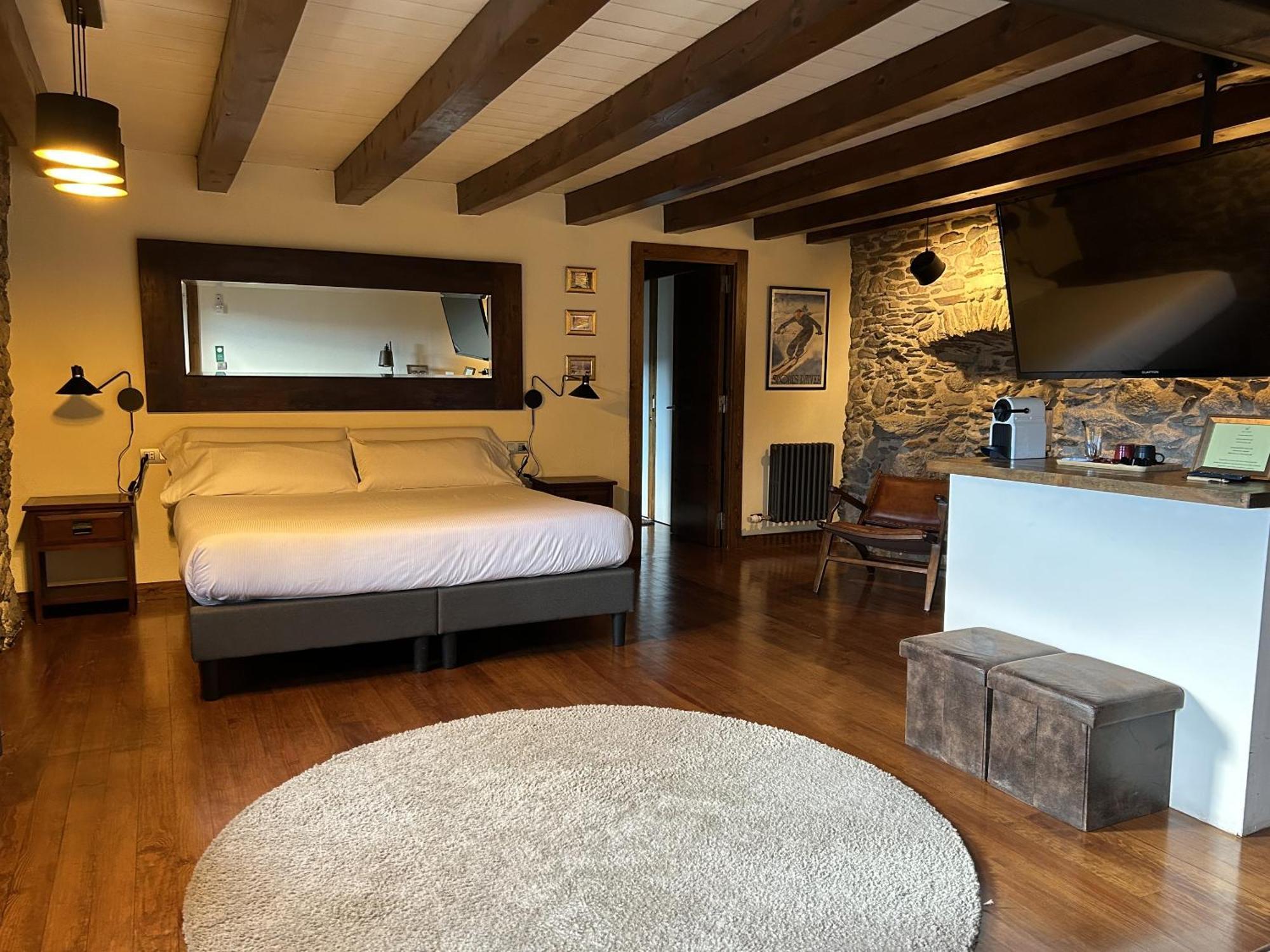 Bed and Breakfast Mas Farner - Adults Only Льивия Номер фото